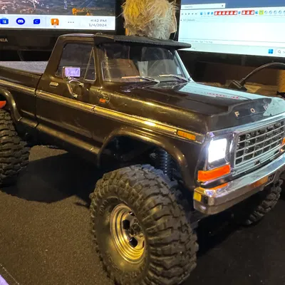 Chắn Nắng Kính Lái Xe Trx4m Ford F-150