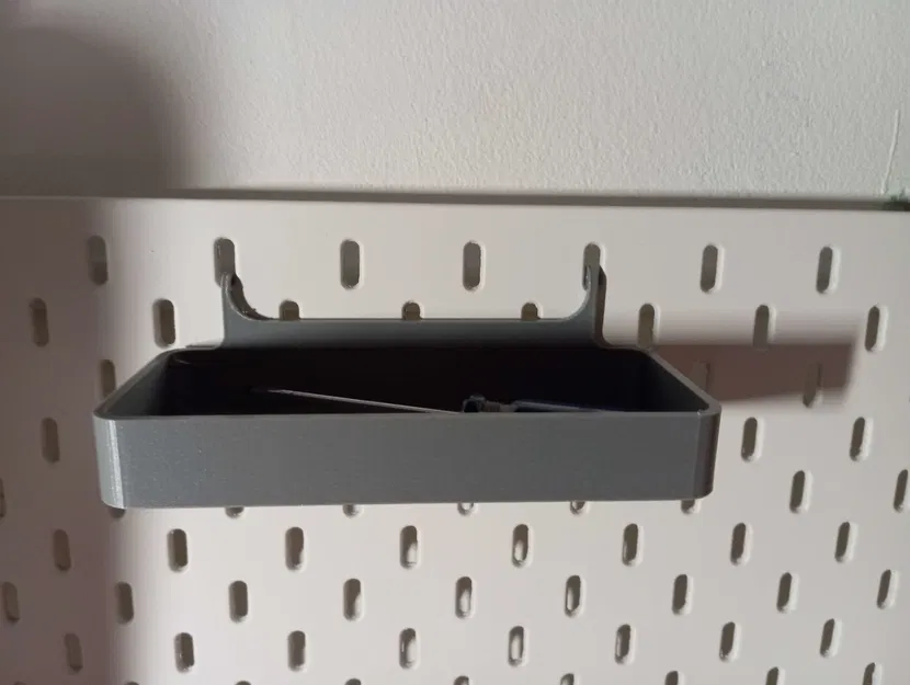 Kệ IKEA SKÅDIS - Image 1