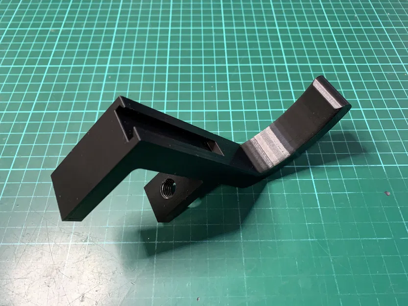 Giá Đỡ Chai Nước và Tai Nghe Cạnh Bàn 2b - Image 11