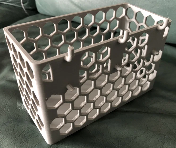 Rổ Pegboard, Cỡ Lớn - Lỗ 1/8" x Khoảng cách 1" - Image 2