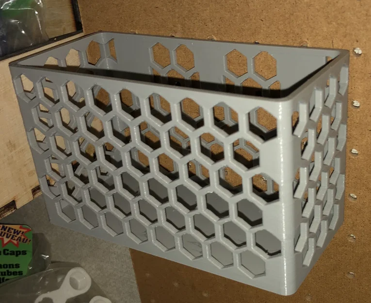 Rổ Pegboard, Cỡ Lớn - Lỗ 1/8" x Khoảng cách 1" - Image 3