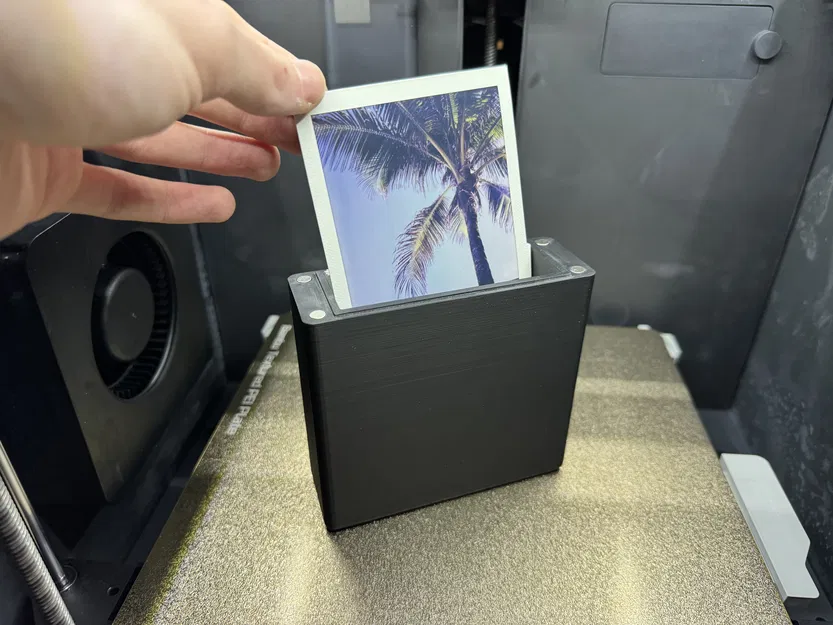 Hộp Đựng Polaroid (Có Nam Châm) - Image 1