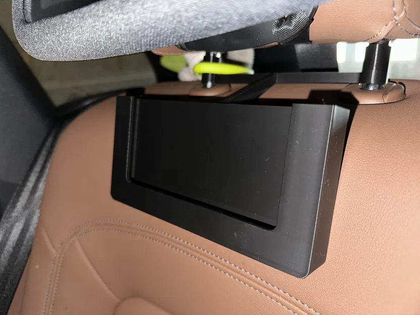 Giá Đỡ Điện Thoại Gắn Tựa Đầu Ô Tô - Image 1