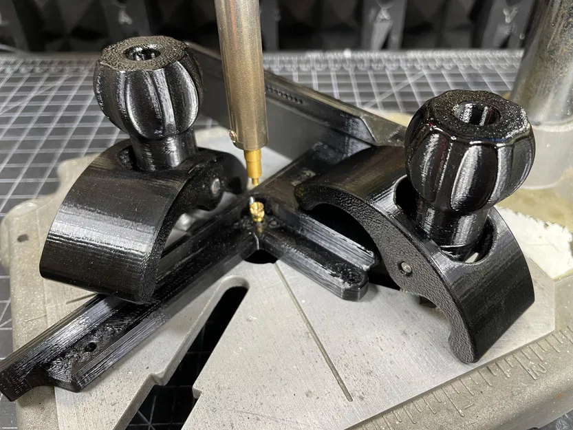 Kẹp Giữ Bu Lông Lục Giác - Image 1