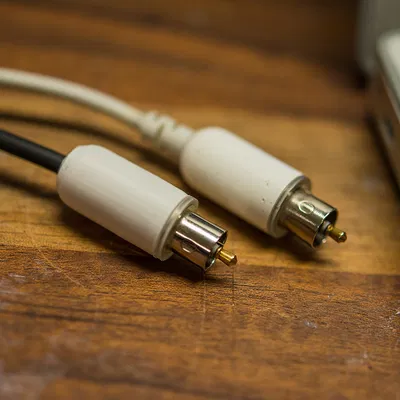 Sửa đầu nối sạc PowerBook