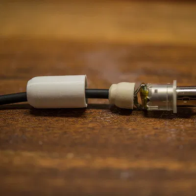 Sửa đầu nối sạc PowerBook