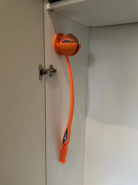 Giá đỡ gắn tường Chuckit (Lớn) - Image 1