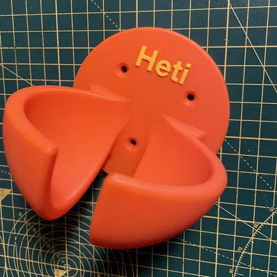 Giá đỡ gắn tường Chuckit (Lớn)