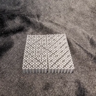 Đồ chơi ngón tay fractal dẻo (chế độ bình)