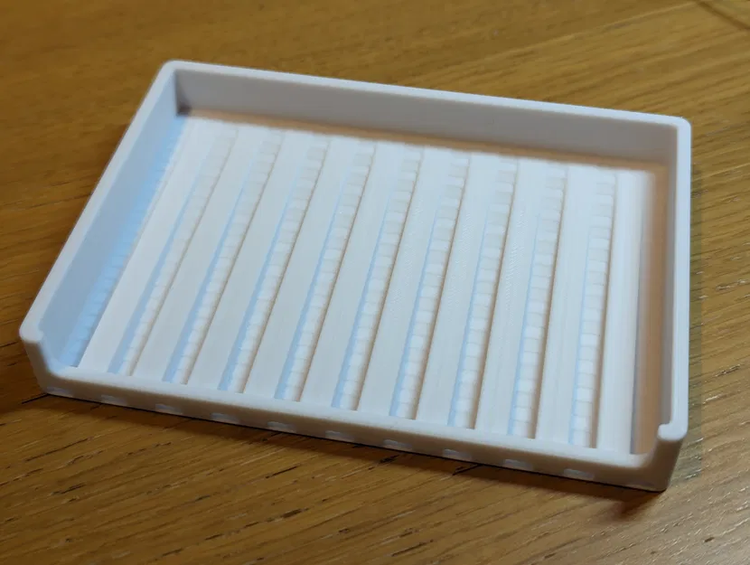 Dĩa Xà Bông Tối Giản Có Lỗ Thoát Nước - Image 1