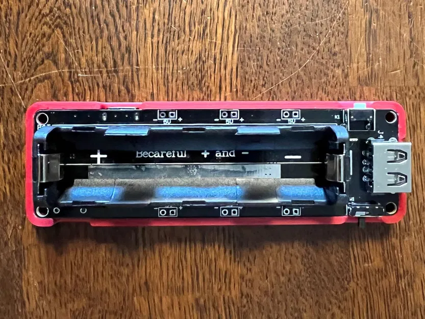 Vỏ case sạc Wemos 18650 (có nắp che công tắc do @LucusG thiết kế) - Image 6