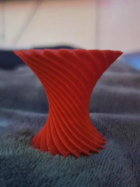 Chậu cây "twisted vase deco" (chế độ "vase mode") - Image 1