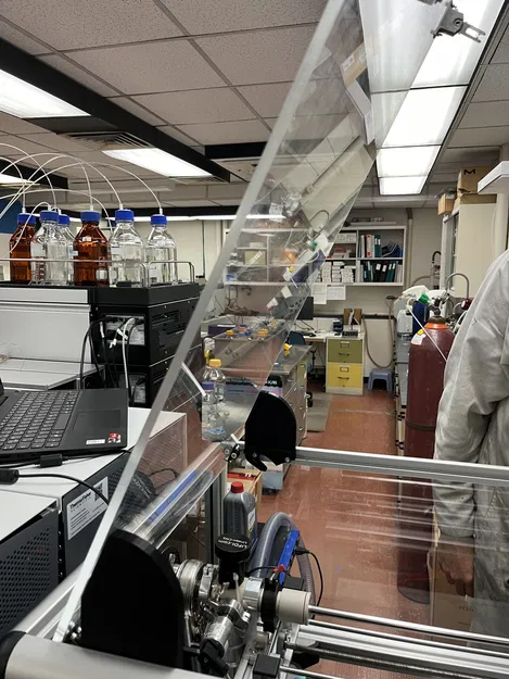 Giá Đỡ Nắp Máy Đo Phổ Khối - Image 2