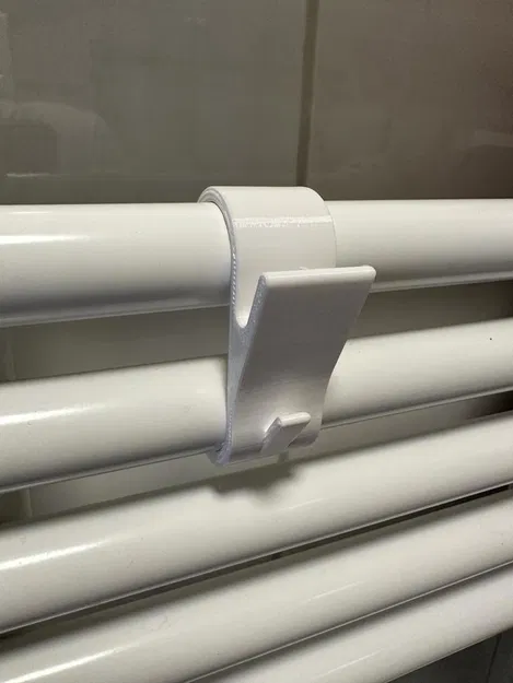 Kệ Treo Khăn Đơn Giản - Image 1