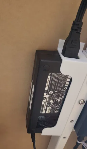 Đế giữ adapter sạc laptop dưới gầm bàn - Image 3