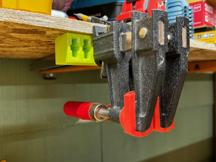 Giá Đỡ Kẹp Ngàm Dưới Bessey (OpenSCAD Parametric Tùy Chỉnh) - Image 1