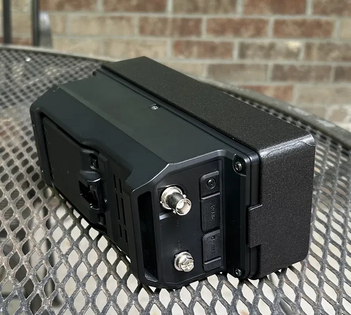 Vỏ che mặt trước Icom IC-705 - Image 1