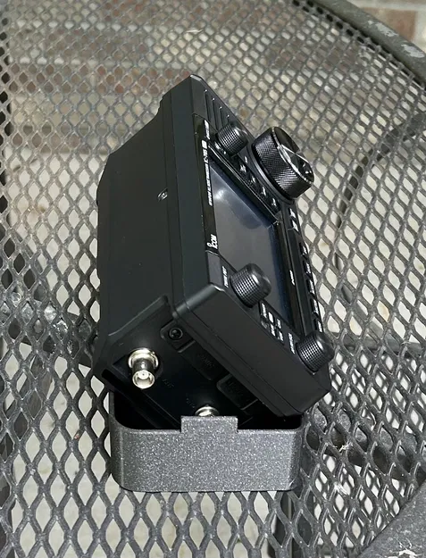 Vỏ che mặt trước Icom IC-705 - Image 3