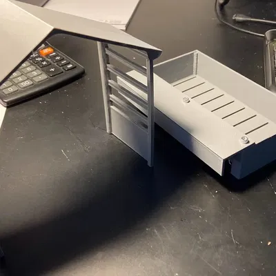 Khay Đựng Thức Ăn Cho Chim Gắn Cửa Sổ