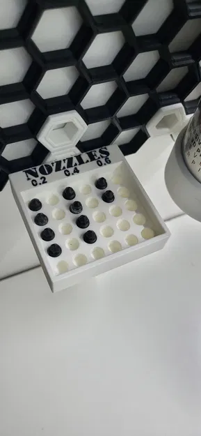 Giá đỡ đầu phun dạng tổ ong - Image 1