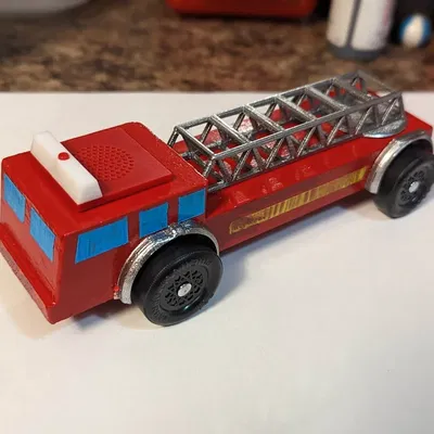 Thang cho Xe Cứu Hỏa Pinewood Derby