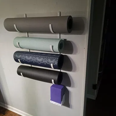 Hệ Thống Giữ Đồ Tập Yoga