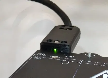 Chắn cáp giường nhiệt 12V MK52 - Image 1