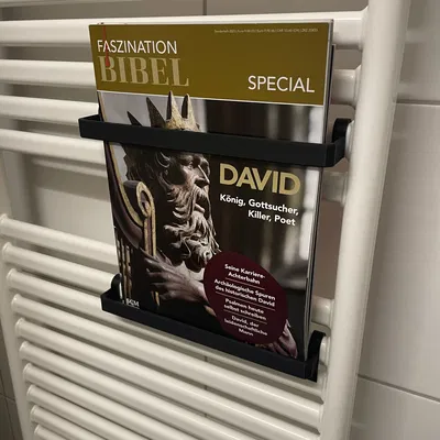 Kệ đựng tạp chí treo máy sưởi