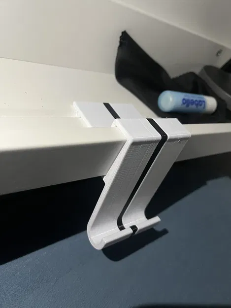 Giá Đỡ Điện Thoại Mosslanda - Image 1