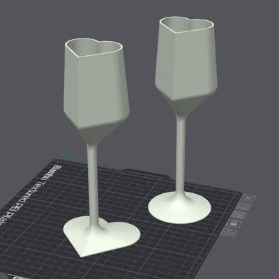 Ly Sâm Panh Hình Trái Tim