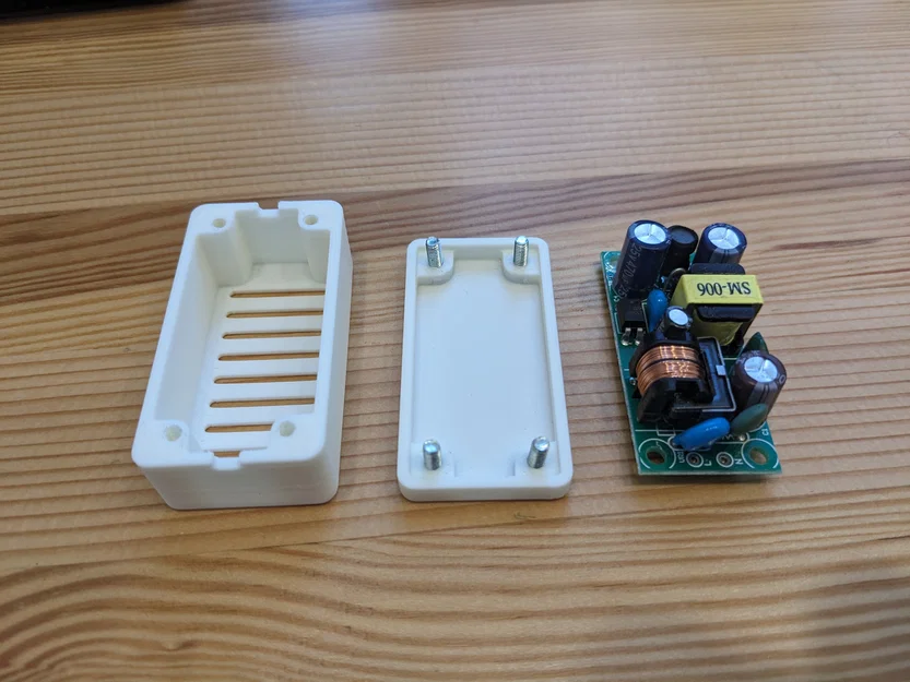 Hộp đựng bo mạch nguồn đơn giản - Image 1