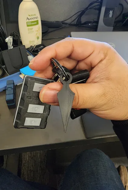 Móc Chìa Khóa Kiểu Kunai - Image 2