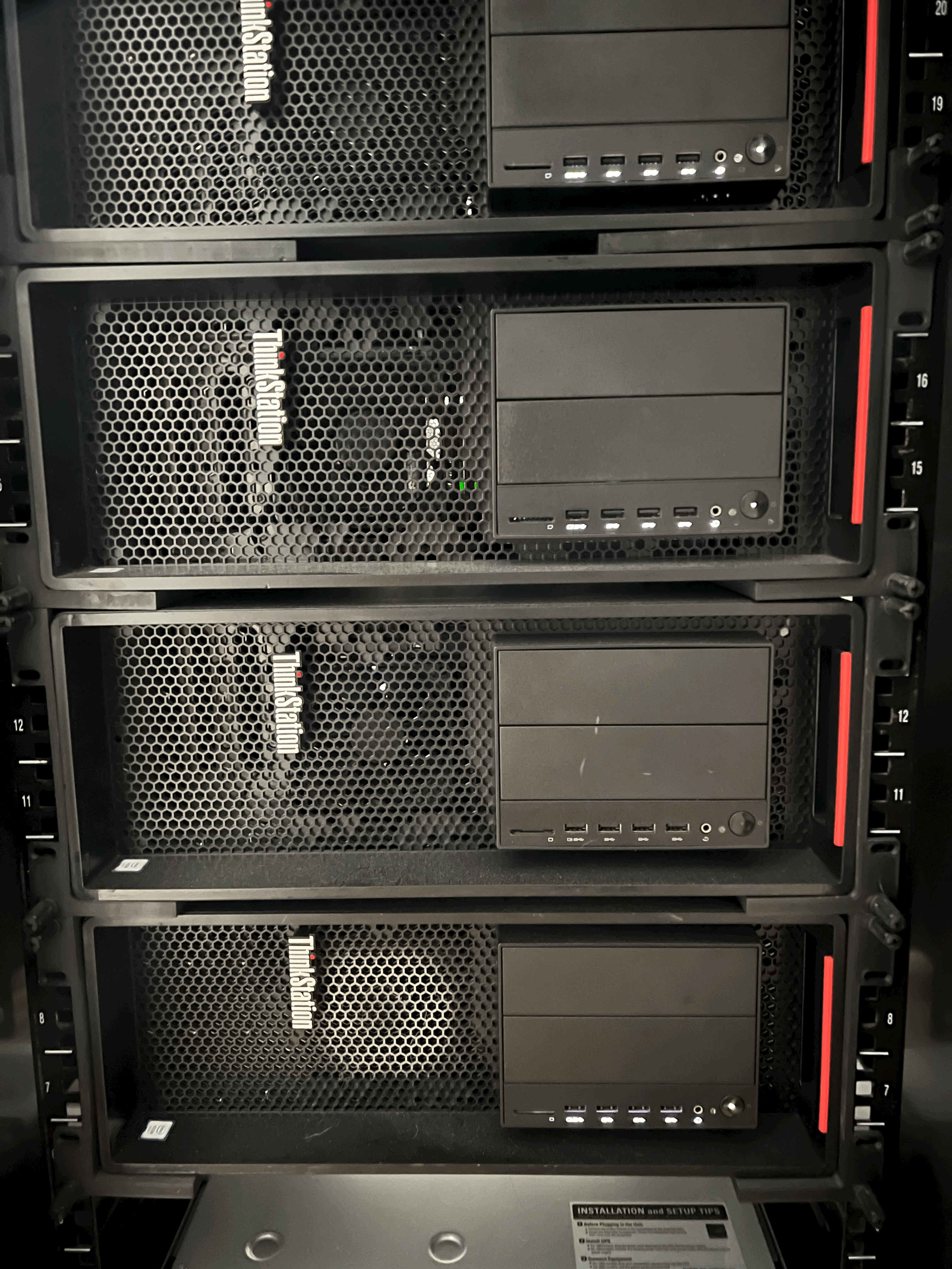 Kệ Rack Cho Máy Lenovo P520 - Thumbnail 1