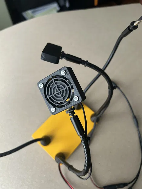 Kính lúp Kotto có quạt tản nhiệt hỗ trợ làm mạch - Image 1