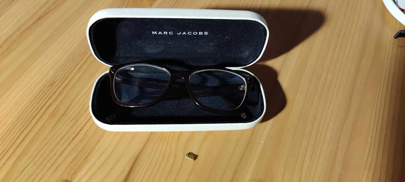 Nút chặn mở thay thế cho kính Marc Jacobs - 0.2g - Image 1