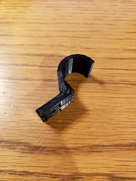 Kẹp Ống Vườn/Máy Rửa Chén Có Tai - Image 1