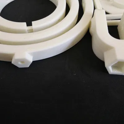 Cái giữ ly/chai tự cân bằng cho nạng, khung tập đi, xe lăn