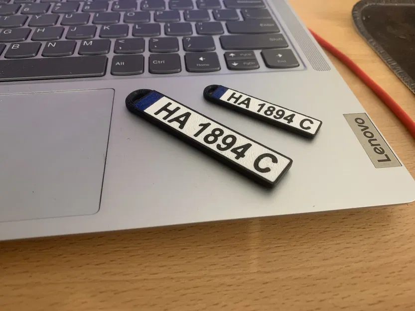 Móc khoá bảng số xe cho AMS có lỗ móc khoá cải tiến - Image 1