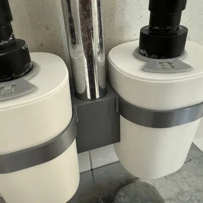 Kệ Xà Bông Lỏng Gắn Ống Vòi Sen