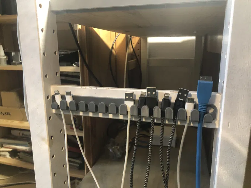 Giá Đỡ Cáp Cho Kệ Ikea Ivar (Cáp USB) - Image 1