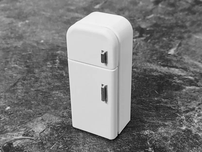 Tủ Lạnh Có Cửa Mở & Phụ Kiện Trang Trí - Image 1