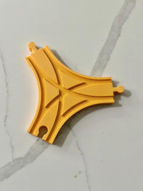 Ngã Ba Đường Ray Tàu 3 Chiều - Brio - Image 2