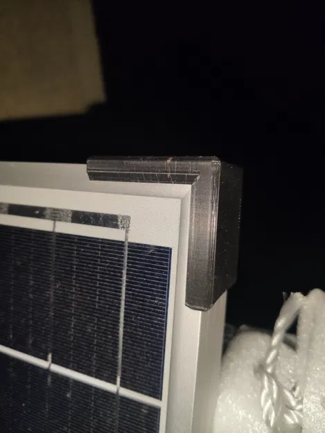 Miếng Bọc Góc Bảo Vệ Tấm Pin Mặt Trời / Module Năng Lượng Mặt Trời (Solartisch) - Image 1