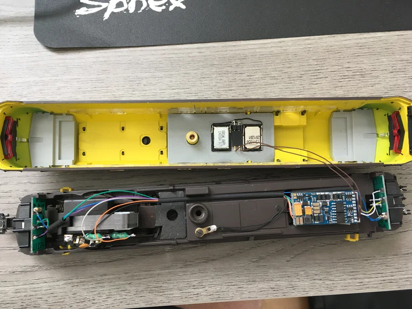 Hộp loa Marklin NMBS Serie 55 - Image 1