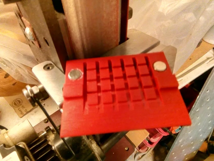 Nêm đỡ mài dao cạo trên máy Sorby Pro Edge - Image 2