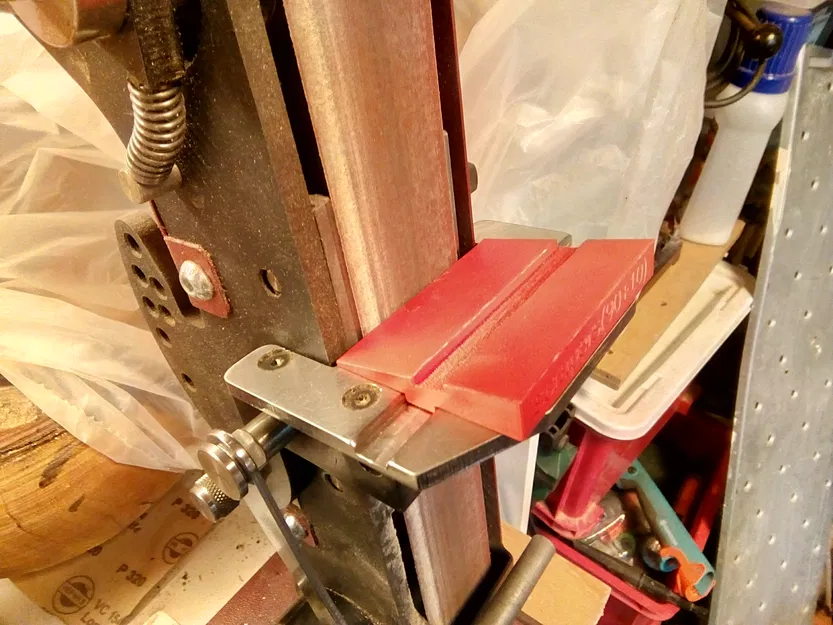 Nêm đỡ mài dao cạo trên máy Sorby Pro Edge - Image 3