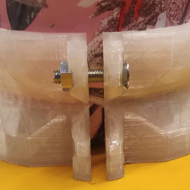 Khuôn giữ đáy chai Chilly's