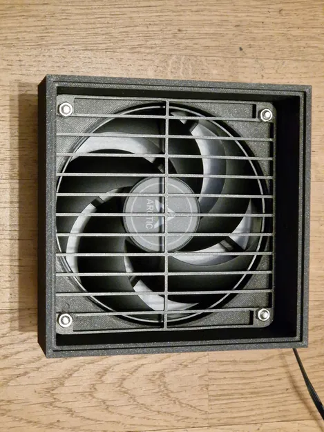 Lưới cho quạt 120mm / Gitter für 120mm Lüfter - Image 1