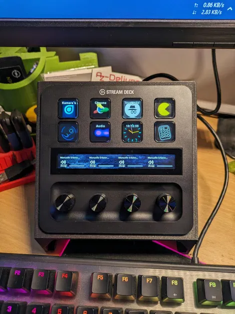 Giá đỡ bàn Elgato Stream Deck + Plus - Image 1