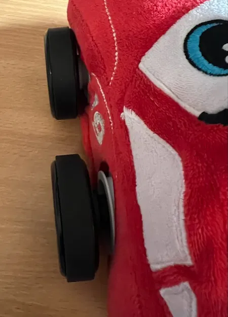 Chặn bánh xe trên trục cho xe Revell Revellino - Image 1